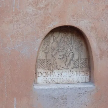 Casa Via Della Luce Rome